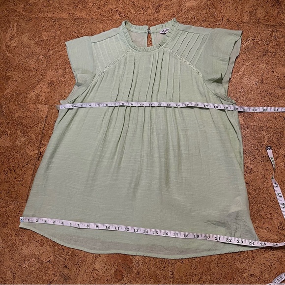 Nanette Lepore Flutter Sleeve Pintuck Top Sz L - Picture 10 of 11